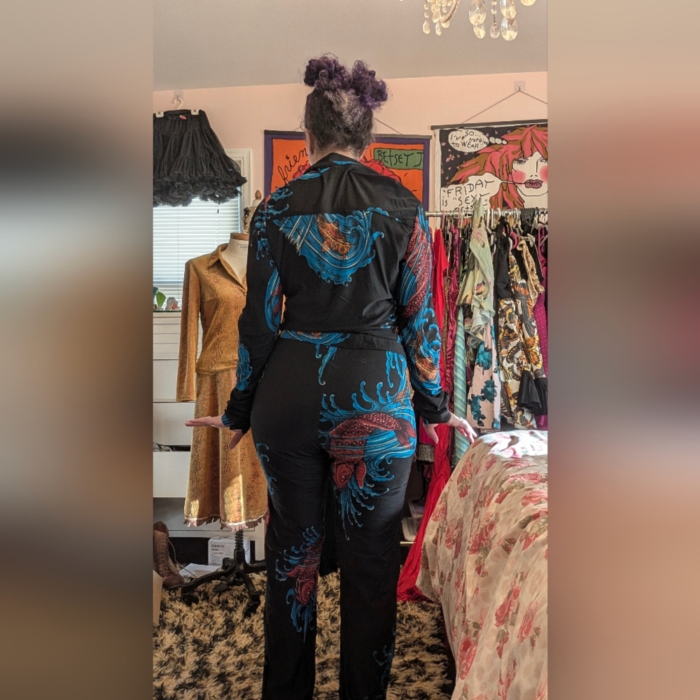 Betsey Johnson Koi pant set - Picture 2 of 8
